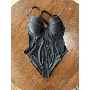 Cupshe Women's Contrast Stitched Underwire One-Piece Swimsuit Black Ivory Sz 0X